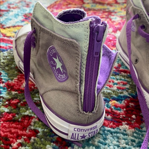 Converse - Picture 3 of 4